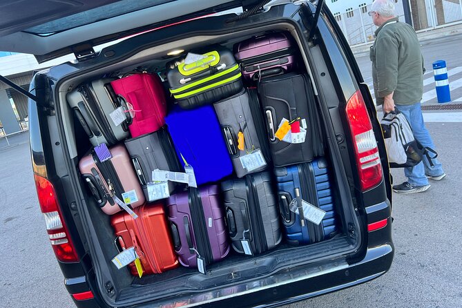 Barcelona Airport to Barcelona City Private Taxi Transfers - Customizable Pickup Details