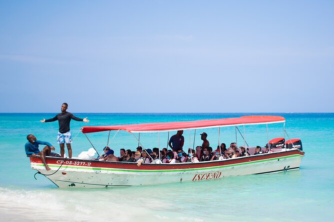 Baru Island, Quiet Beach + Plankton - Location