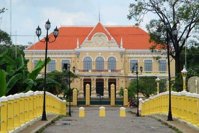 Battambang Day Trip From Siem Reap-Bamboo Train, Bats Cave - Itinerary Overview