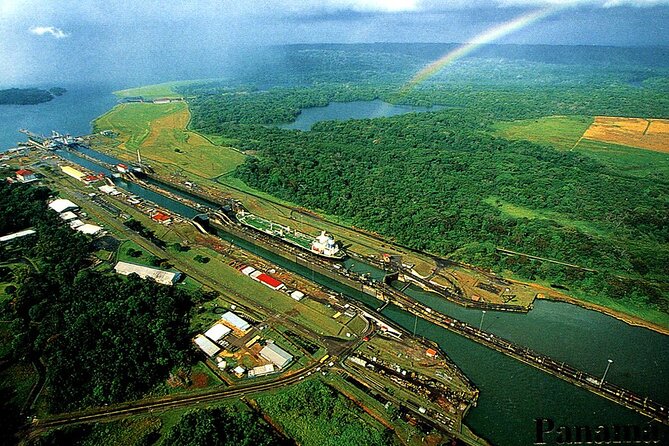 Beautiful Panama Canal Tour - Miraflores & Canal Zone - Exploring the Canal Zone