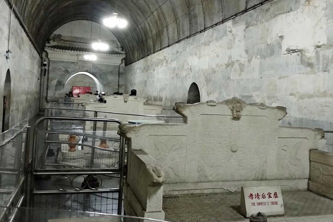 Beijing Mutianyu Great Wall and Dingling Tomb Private Day Tour - Itinerary Highlights