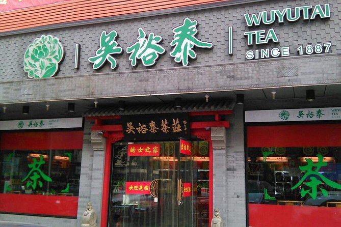 Beijing Shopping Experience With a Local Guide - Shopping Districts to Explore