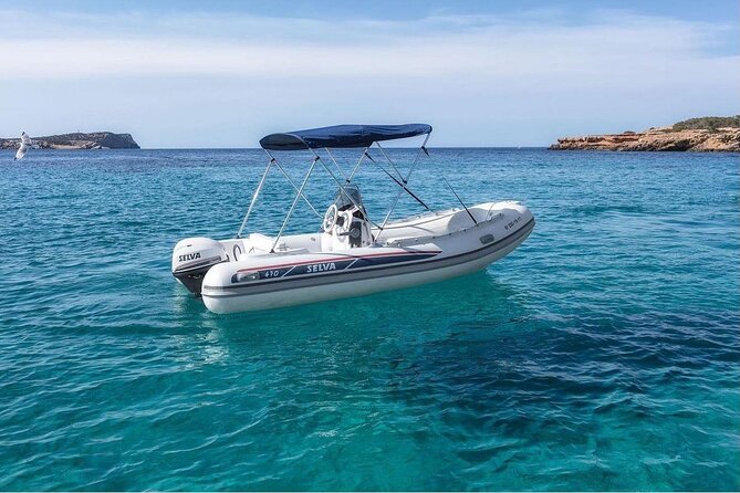 Boat Rental for 6 People. No License Required. - Rental Location and Capacity