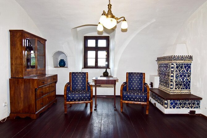Bran Castle After-Hours Private Tour for 2 With Wine Tasting
