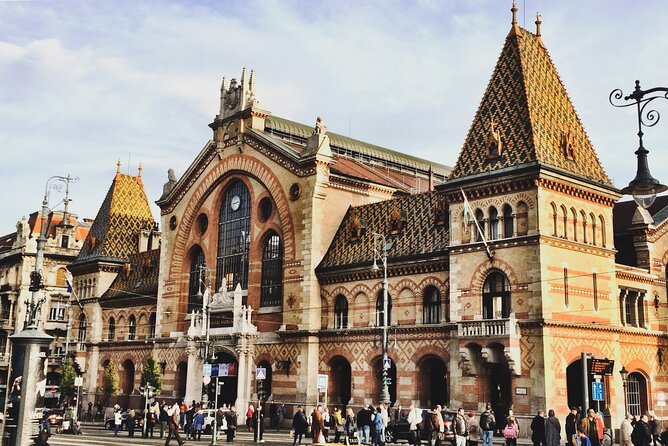 Budapest Must-Sees Private Tour With Professional Local Guide