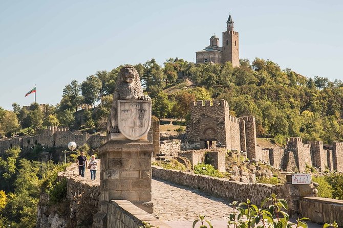 Bulgaria in 1 Day – Veliko Tarnovo , Village of Arbanasi and Basarbovo Monastery