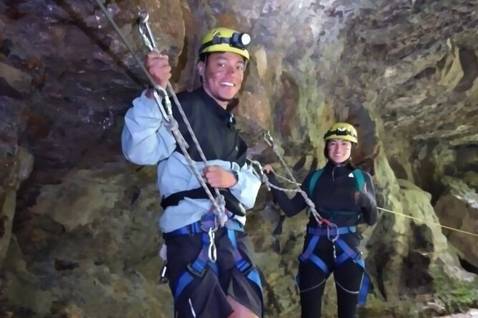 Canyoning 70m. | Exploration, Mayai Jee Caverns | Puyo, Pastaza