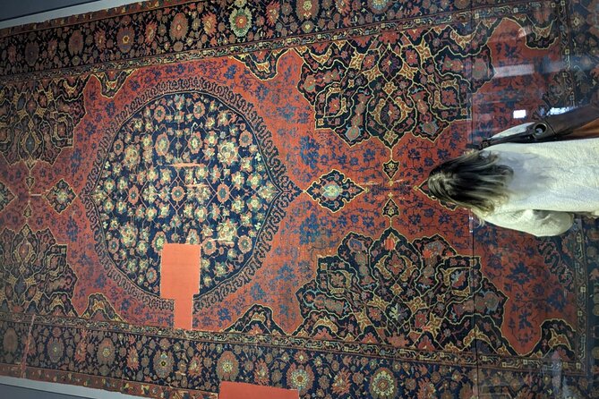 Carpet Shopping Adventure at Istanbul Historic Carvansarai - Features Included in the Tour