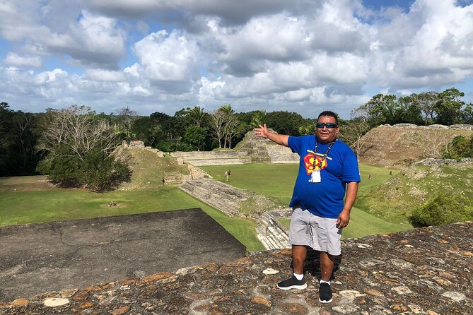 Cavetubing and Altun Ha Tour in Belize