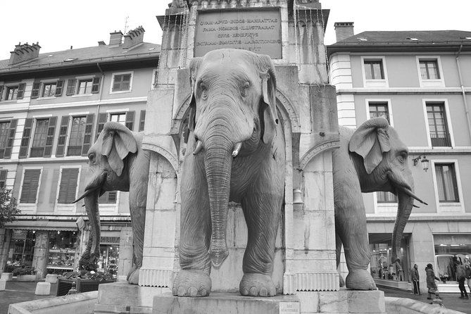 CHAMBERY | Private Walking Tour of Chambéry Historical Center