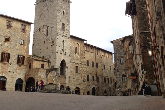 Chianti Secrets Wine, History in San Gimignano, From Lucca - Meeting and End Points