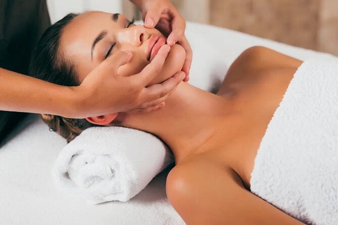 Cleopatra Spa Deluxe Retreat With Full Body Massage & Jacuzzi - Spa Location & Services