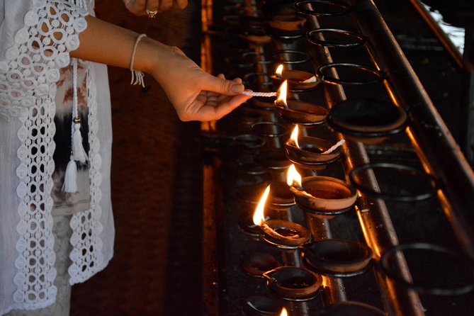 Colombo Buddhist Iconography Experience - Tour Highlights