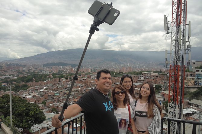 Comuna 13, Symbol of Transformation. Half Day Tour - Inclusions