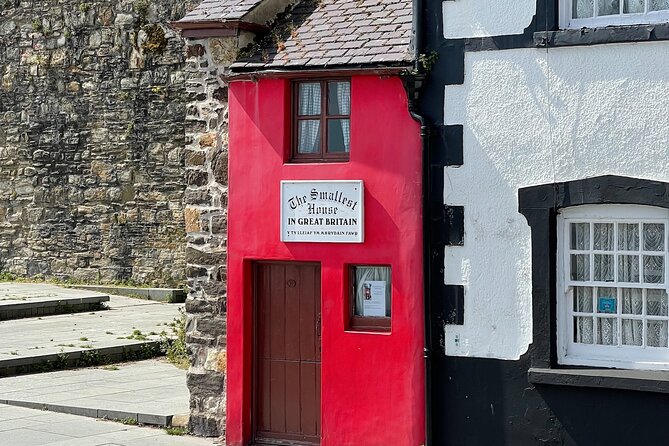 Conwy Tour App Hidden Gems Game and Big Britain Quiz UK - Activity Details