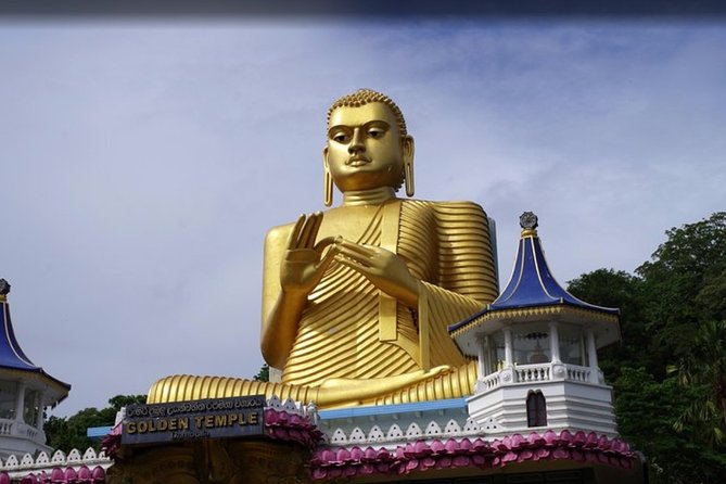 Dambulla, Sigiriya and Habarana Tour With Hotel Pick up