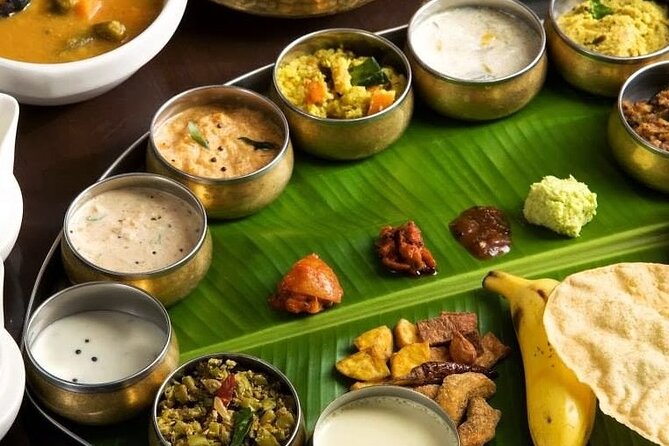 Day Cruise With South Indian Lunch on the Kerala Backwaters & Private Transfer