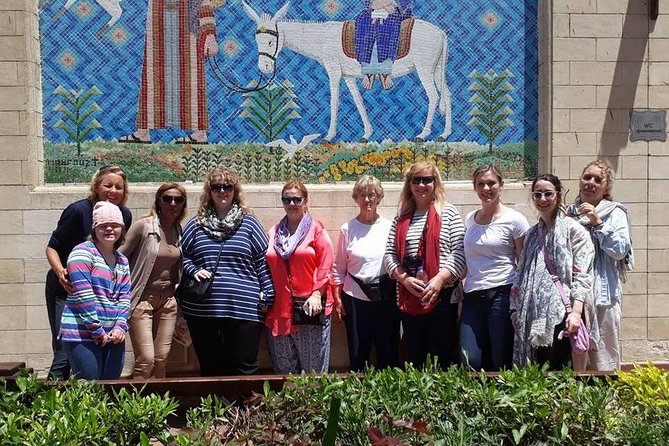 Day Tour to Giza Pyramids, Citadel, Old Cairo & Bazaar in Egypt - Meeting and Pickup Details