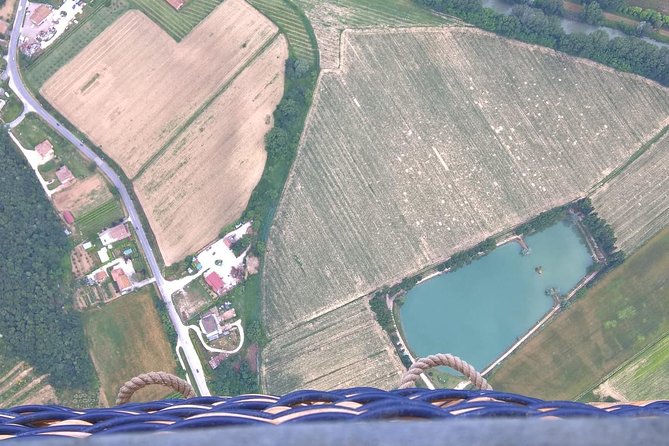 Day Trip: Hot Air Balloon Ride With Breakfast + Assisi And Spello With Lunch - Location: Perugia, Italy