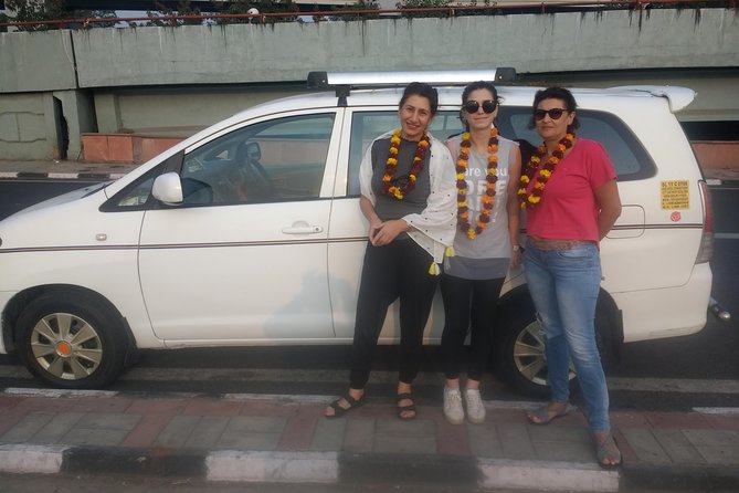 Day Trip To Agra With Chauffeur And Guide - Meeting and Pickup Details