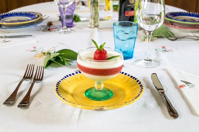 Dining Experience at a Locals Home in San Gimignano With Show Cooking - What To Expect