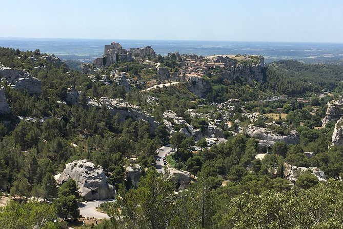Discover Provence Including Avignon and Luberon Villages With a Local Guide - Tour Overview