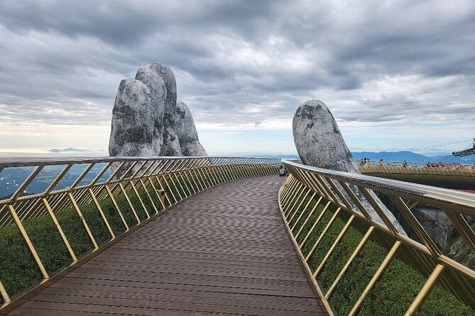 Early Morning Tour to GOLDEN BRIDGE BA NA HILLS to Beat Crowds