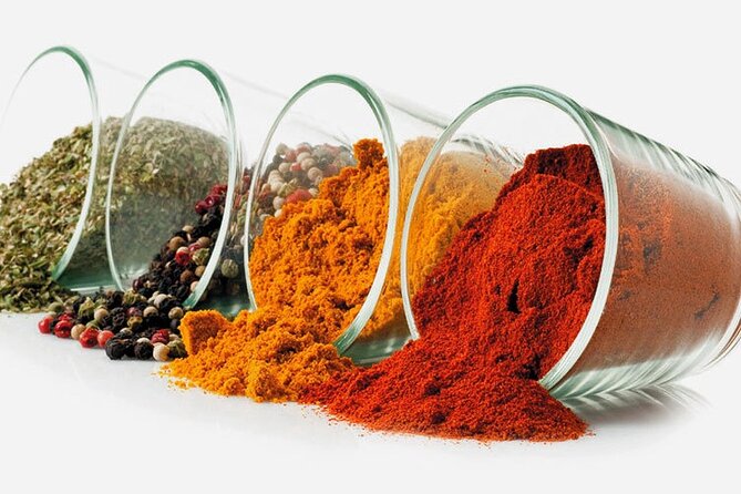 Egyptian Spicy Shop and Egyptian Cotton Shopping Private Tour