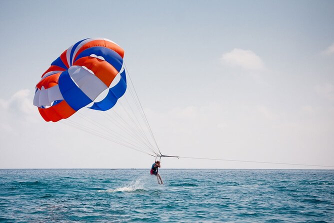 Elevate Your Experience: Parasailing Fun in Hurghada - Experience Details and Tips
