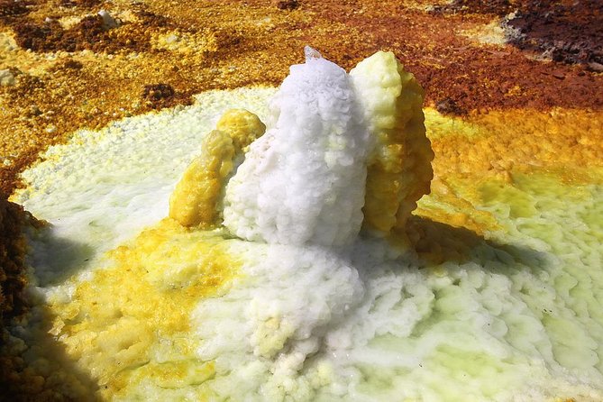 Ertaale and Dallol 6 Days Tour Package