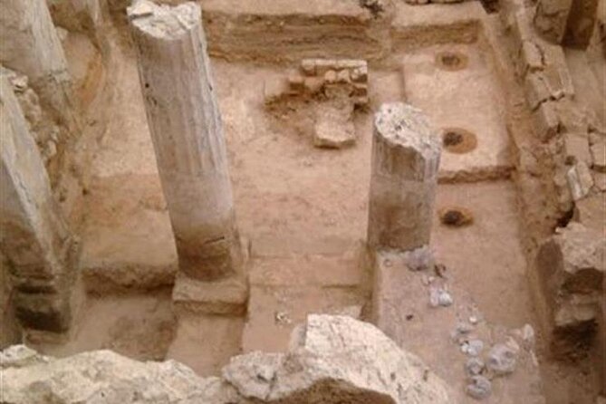 Esna Temple - Inclusions