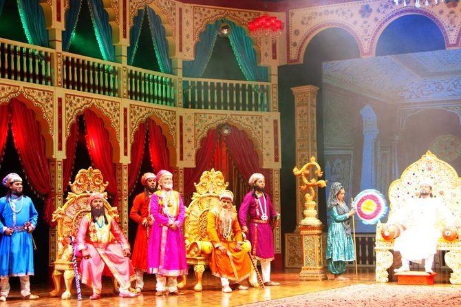 Evening Tour Agras Mohabbat the Taj Show With Shopping & Dinner