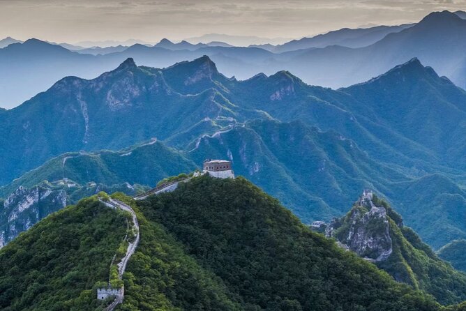 Exclusive Mutianyu Great Wall Tour: VIP Pass & Customized Options - Tour Location and Inclusions