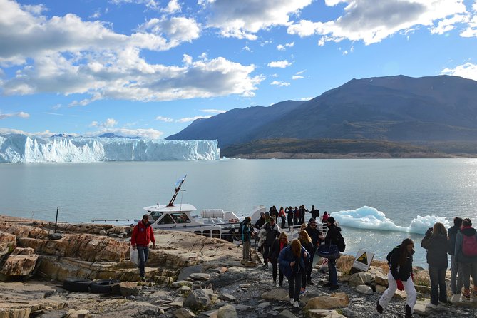 Excursion to Perito Moreno Glacier With Box Lunch - Excursion Location and Distance