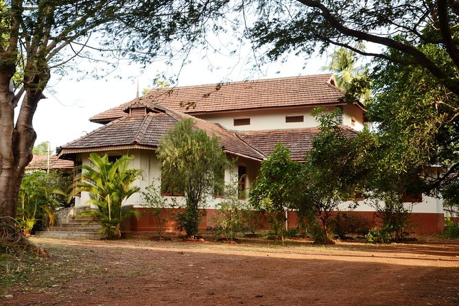 Experience a Traditional Nair Household During a Homecooked Meal With Locals