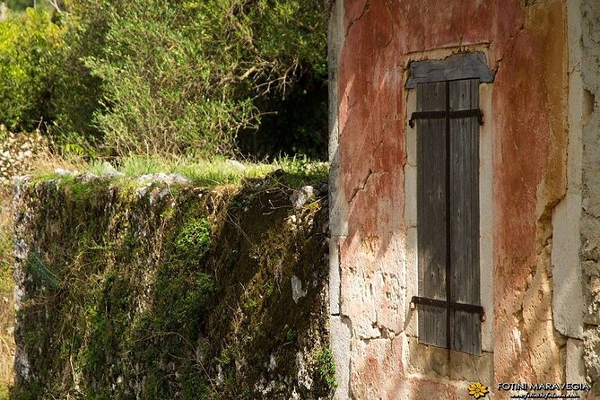 Experience Kefalonite Culture in Greece With Wine Tasting Tour - Tour Overview