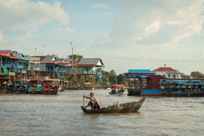 Explore Kompong Khleang Floating Village Private Experience