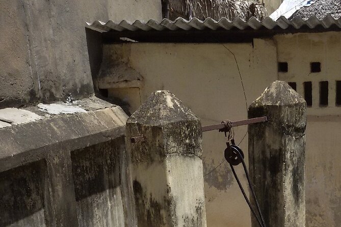 Explore Srinivasa Ramanujan House and Kumbakonam Temples With Lunch