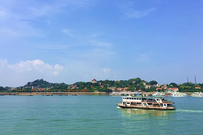 Flexible Private Xiamen Layover Tour With Meal