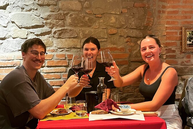 Florence Wine Tasting Experience With Three Types of Tuscan Wine - Experience Details