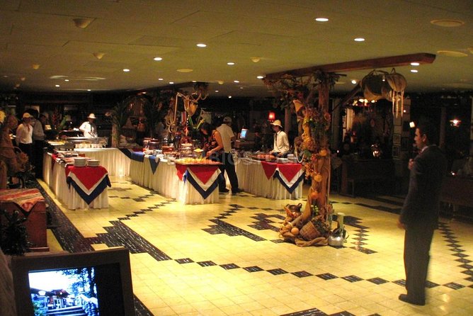 Folkloric Night at Mirador Ram Luna - Menu Highlights