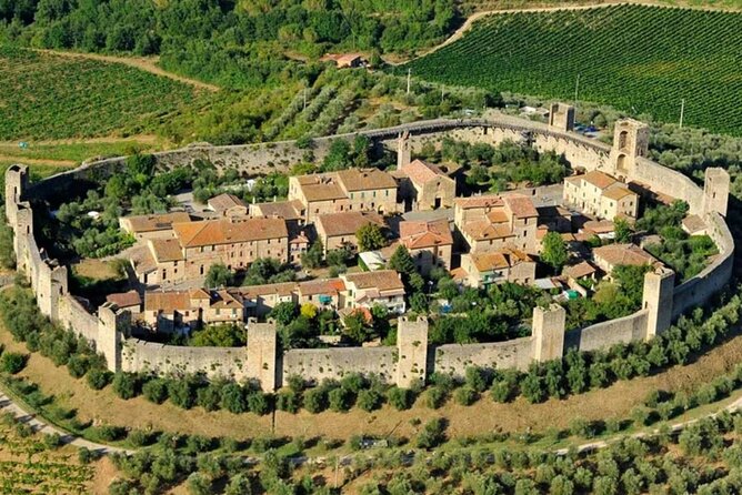 From Florence to Tuscany Winerys - Meeting Point and Time