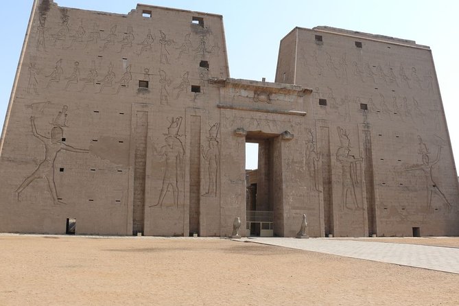 From Luxor: Private Day Trip to Edfu and Kom Ombo