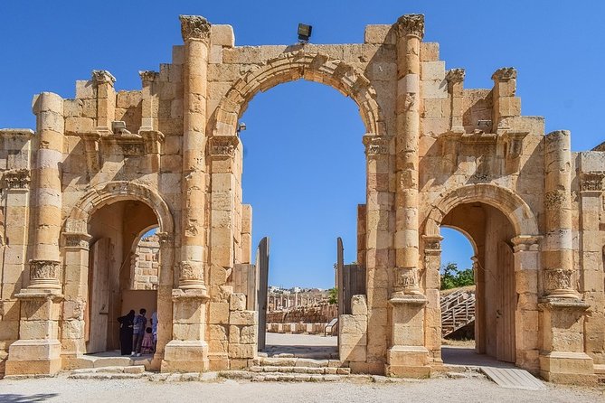 Full Day Excursion to Jerash and Ajlun With a Local Guide
