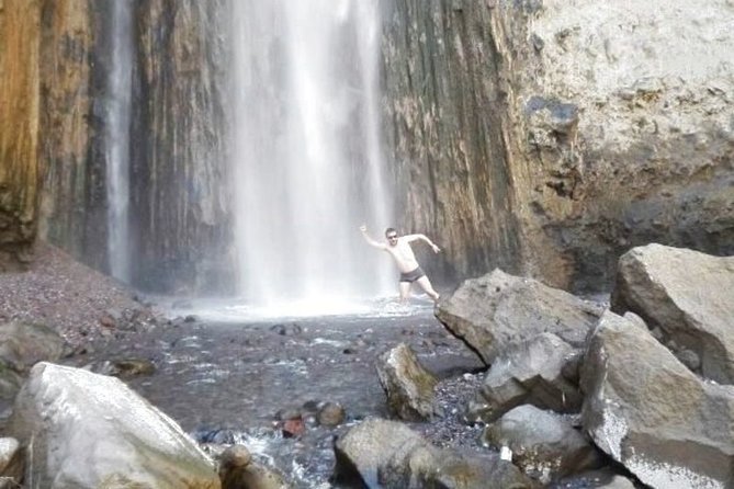 Full-Day Guided Walking Tour of Yura Waterfalls From Arequipa - Itinerary Highlights