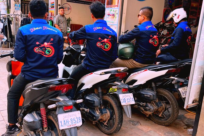 Full Day Motorbike Tour in Siem Reap and Visit a Floating Village