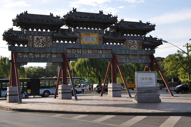 Full-Day Private Guided Tour in Beijing - Included Amenities
