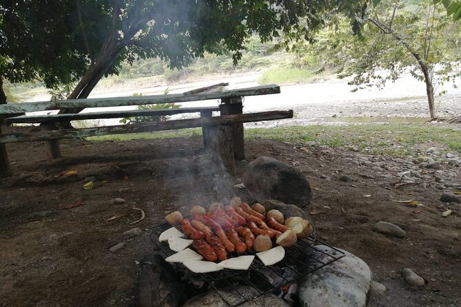 Full Day Private Riverside Picnic From Medellin - Inclusions