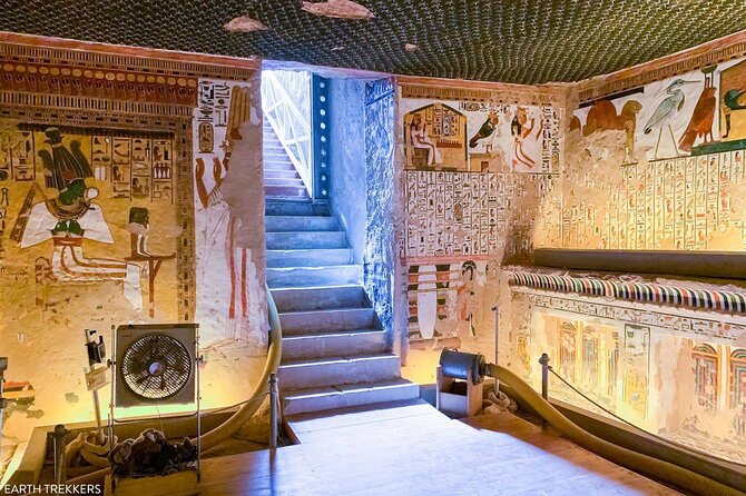 Full Day Tour of Nefertari and King Tuts Tombs and More in Luxor