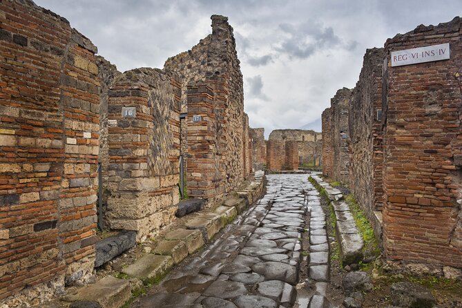 Full Day Tour Pompeii Ruins Visit and Amalfi Coast by Bus - Inclusions and Itinerary
